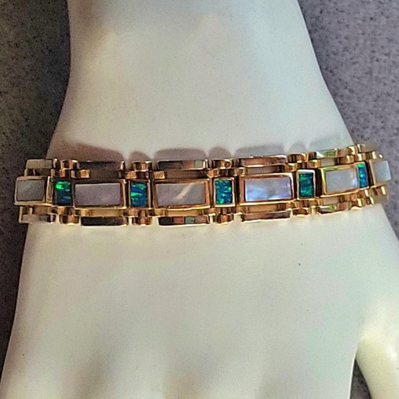 14K Gold Bracelet Ammolite and Mother of Pearl - Picture 2 of 9